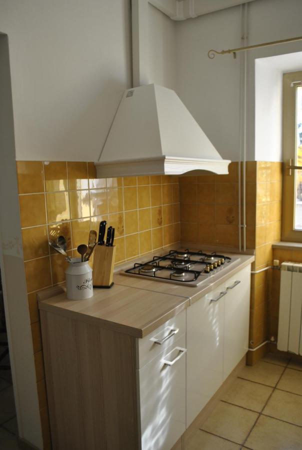 Apartment Pod Kostanji Osp Buitenkant foto
